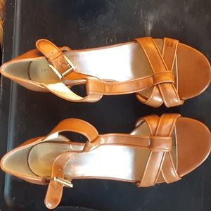 TOMMY HILFIGER HIGH HEEL SANDALS NRMINT CONDITION